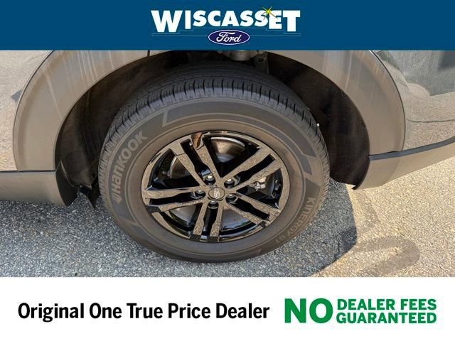 Certified 2022 Ford Explorer XLT w/ Equipment Group 202A image 28