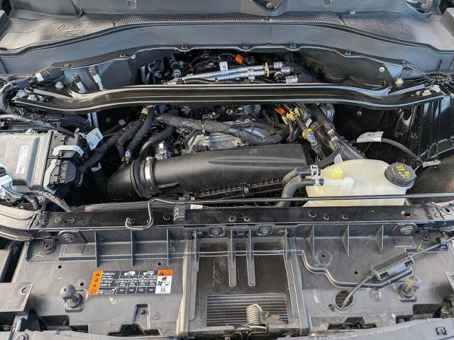 Certified 2025 Ford Explorer ST-Line AWD/4WD image 13