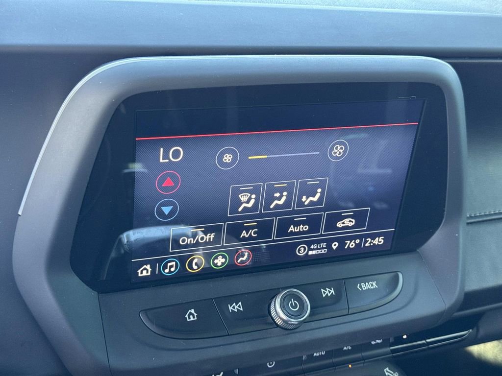 Used 2021 Chevrolet Camaro LT w/ RS Package image 13