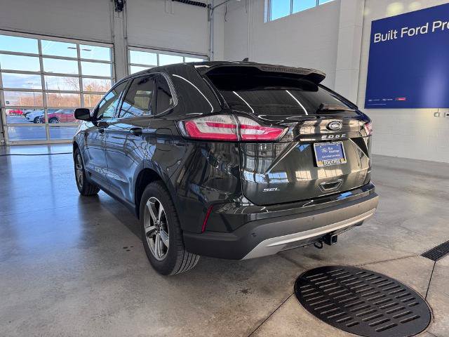 Certified 2024 Ford Edge SEL w/ Convenience Package AWD/4WD image 7