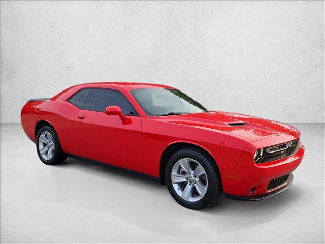Used 2023 Dodge Challenger SXT RWD video 3