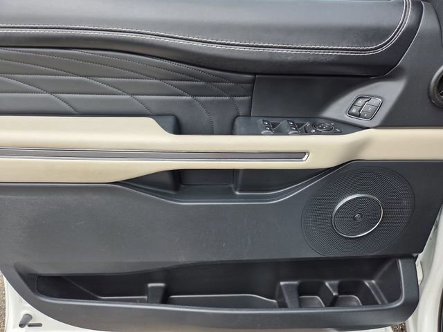 Certified 2022 Ford Expedition Max Platinum image 18