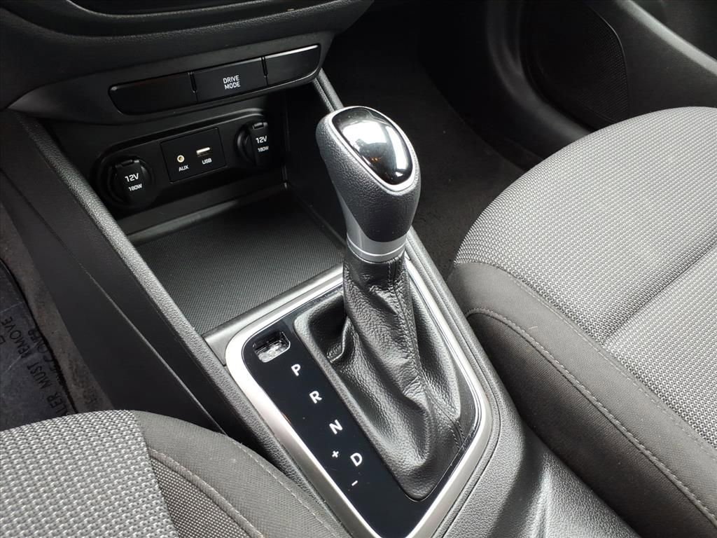 Used 2022 Hyundai Accent SEL image 17