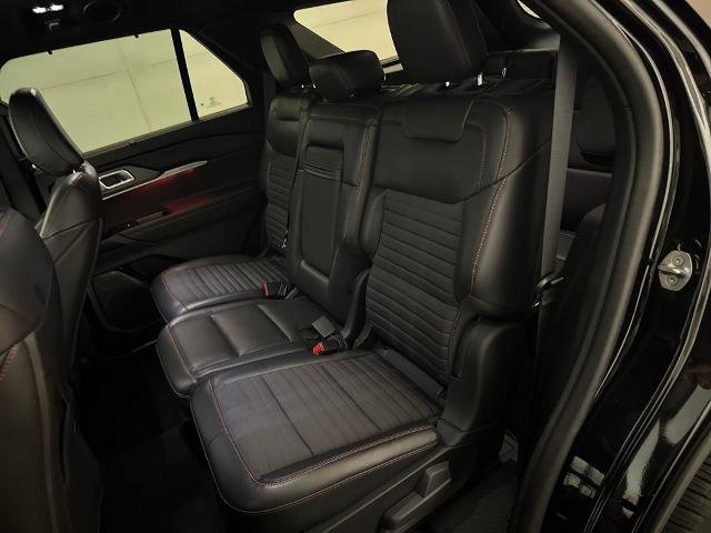 Certified 2025 Ford Explorer ST-Line w/ Premium Package image 32