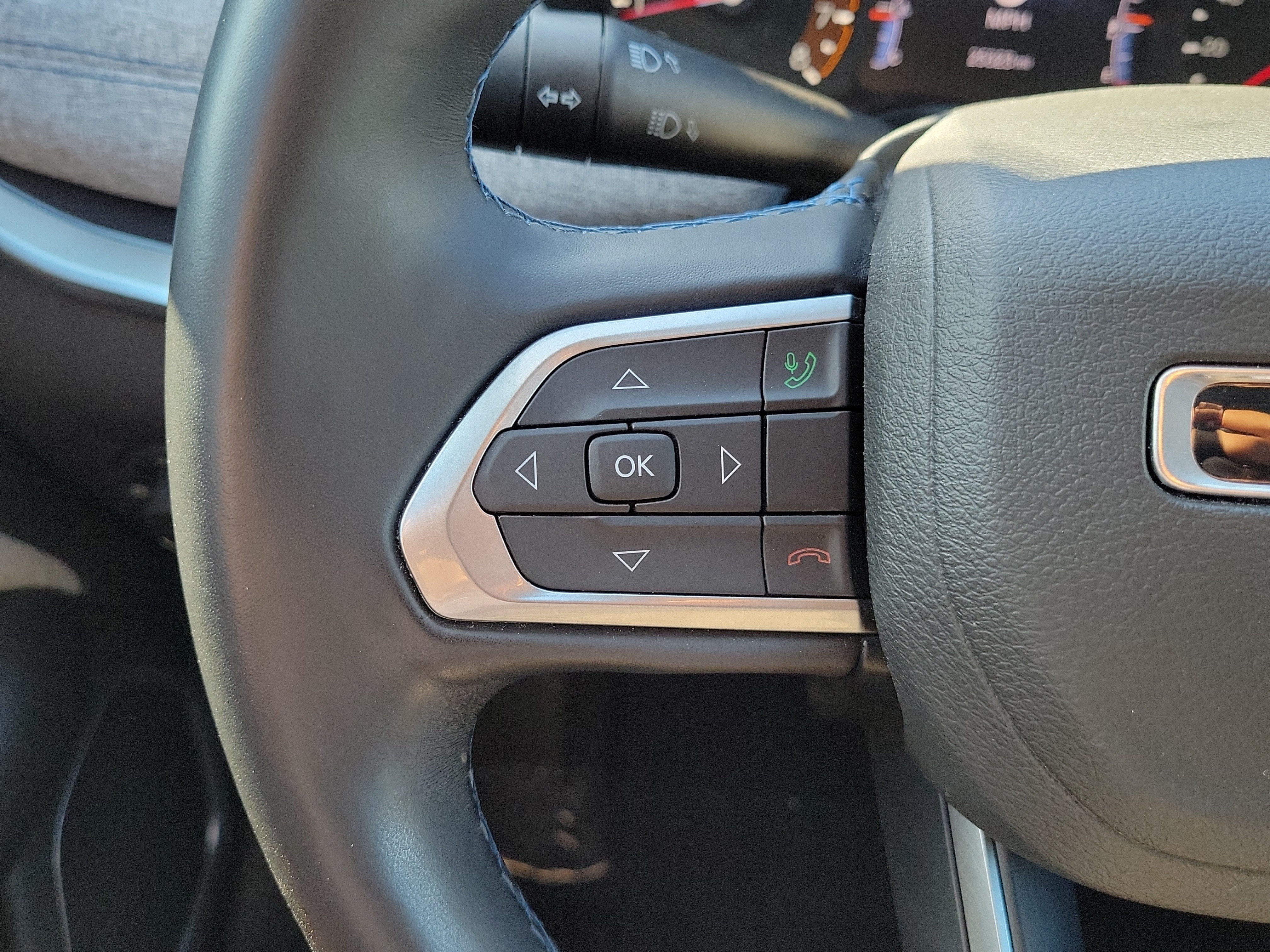 Used 2022 Jeep Compass Latitude w/ Convenience Group AWD/4WD image 24
