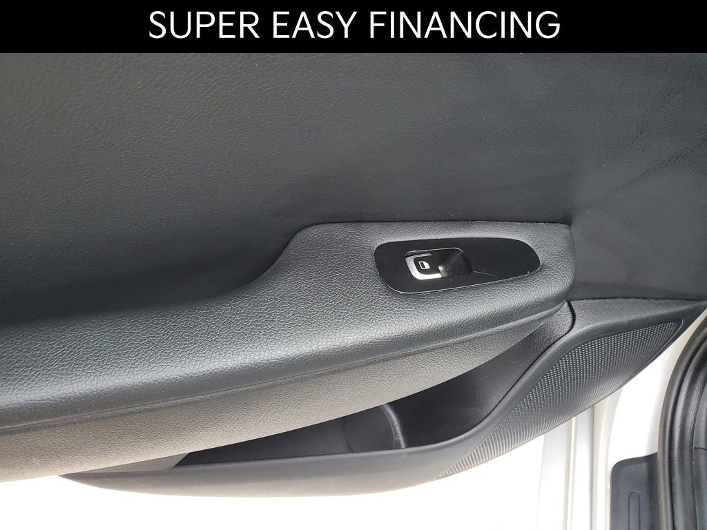 Used 2018 Kia Stinger Base image 11