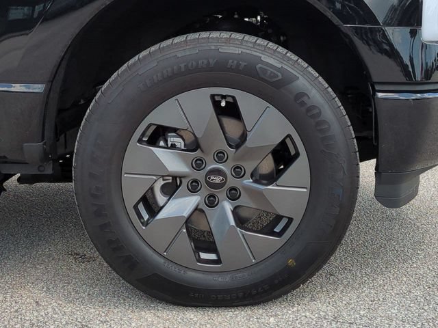 Certified 2025 Ford F150 Lightning Flash AWD/4WD image 11