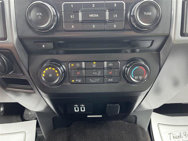 Certified 2018 Ford F150 XLT w/ Equipment Group 302A Luxury AWD/4WD image 26