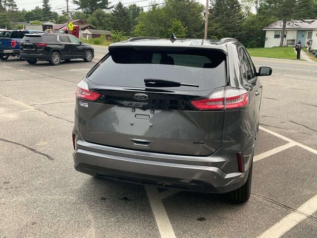Certified 2022 Ford Edge SE w/ Black Appearance Package AWD/4WD image 8