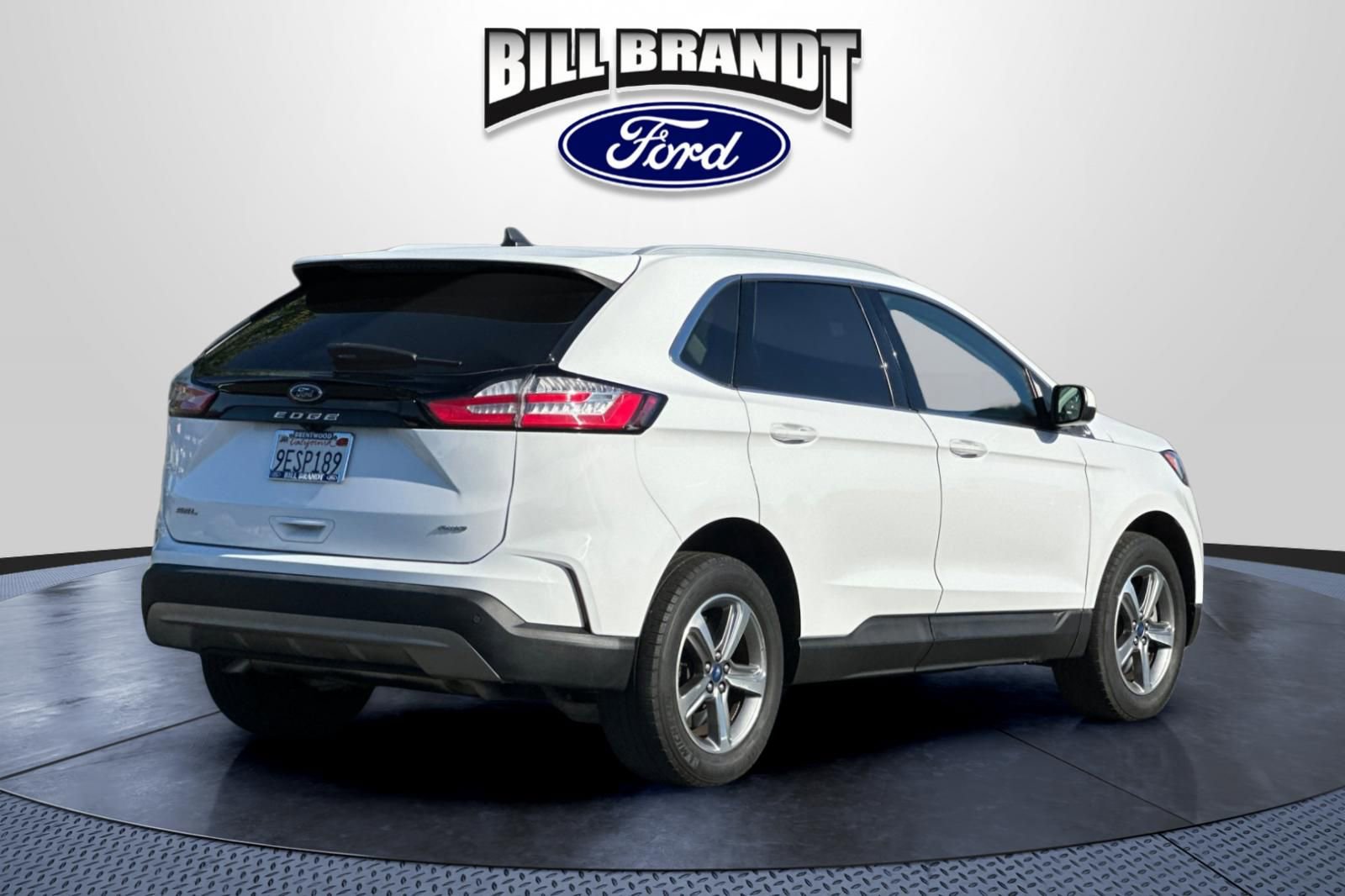Certified 2022 Ford Edge SEL w/ Convenience Package AWD/4WD image 3