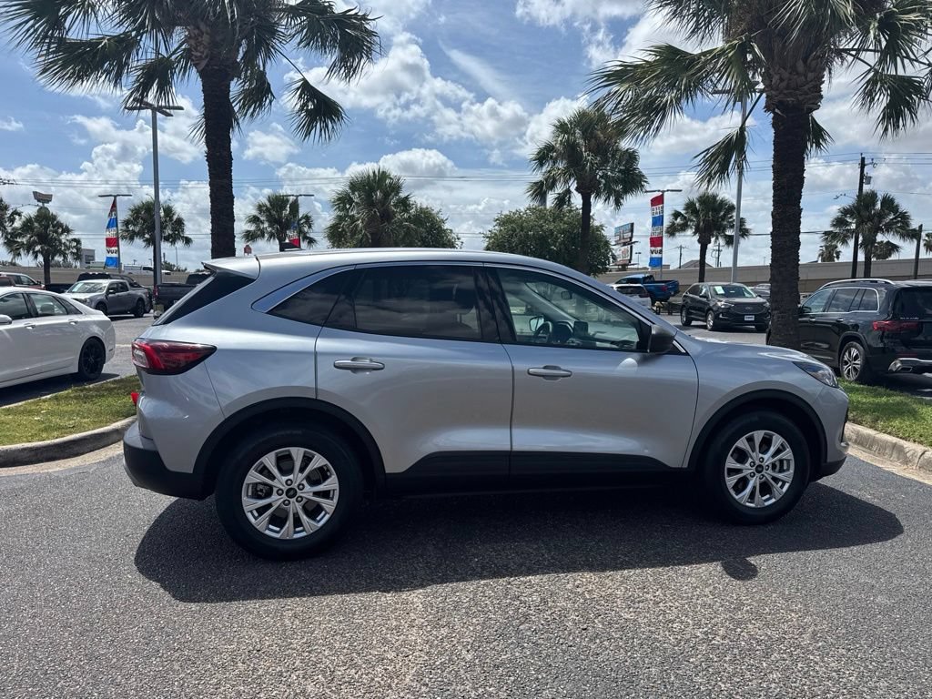 Certified 2024 Ford Escape Active FWD image 5