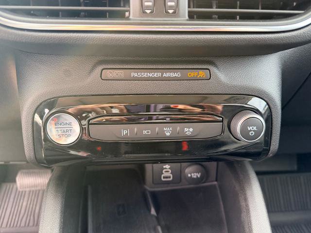 Certified 2024 Ford Escape SE w/ PHEV Premium Package image 19