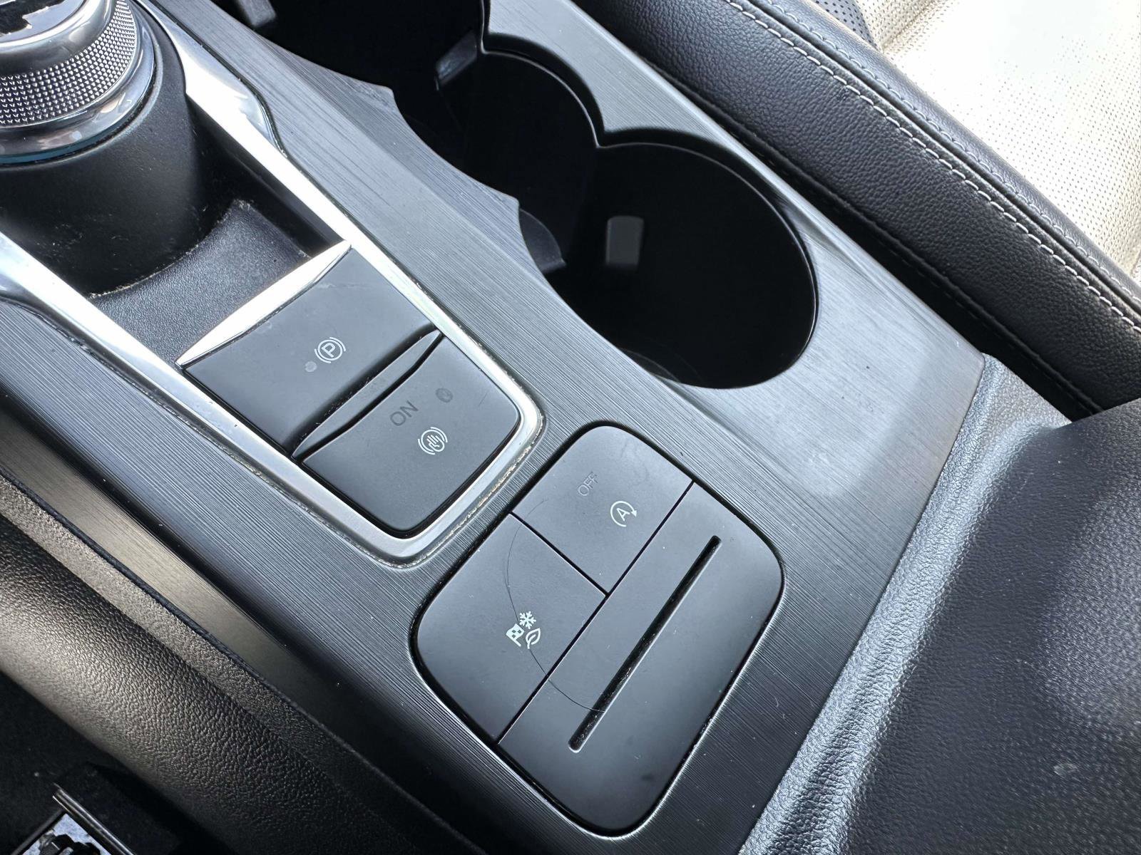 Certified 2022 Ford Escape SEL AWD/4WD image 21