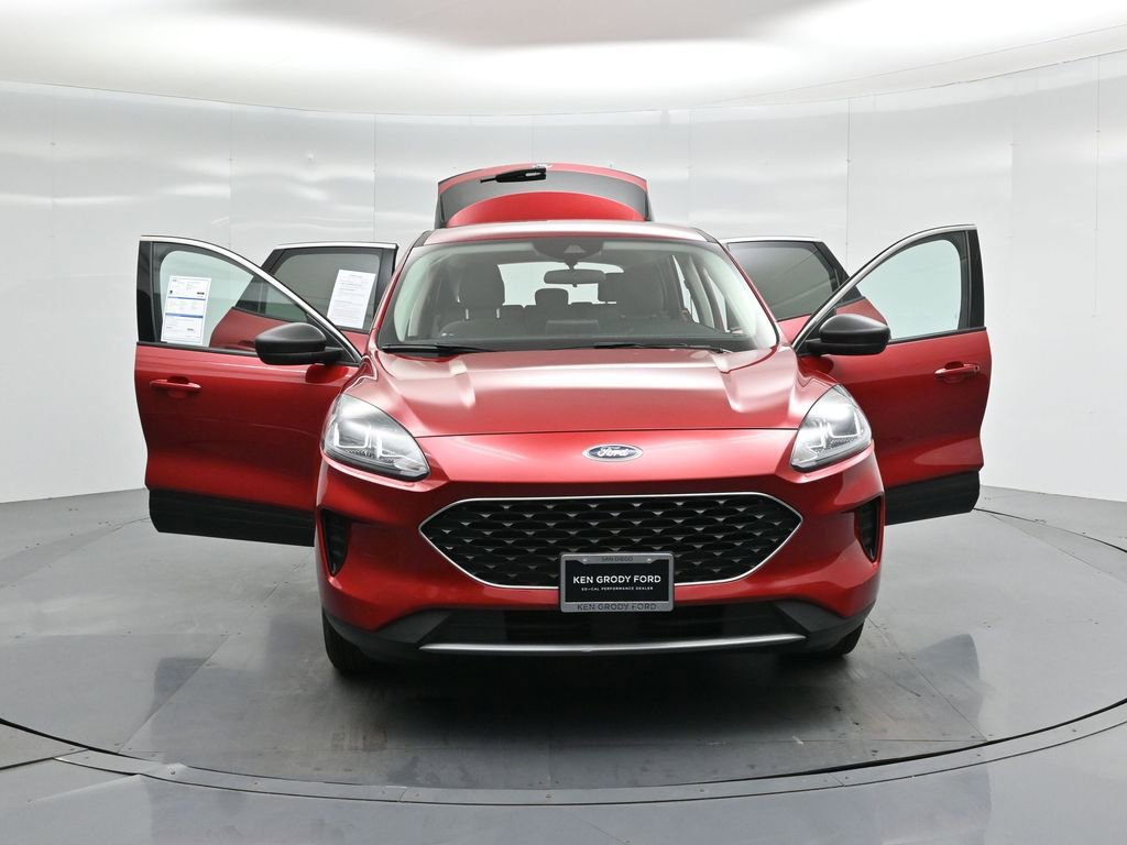 Certified 2022 Ford Escape SE w/ Convenience Package image 35