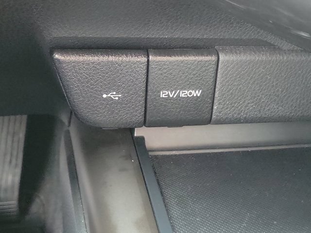 Used 2023 Toyota Camry SE w/ Convenience Package FWD image 13
