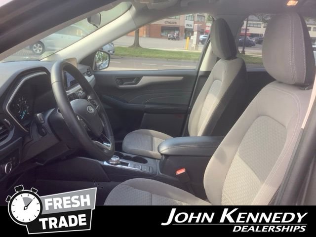 Certified 2022 Ford Escape SE w/ SE Sport Appearance Package AWD/4WD image 10