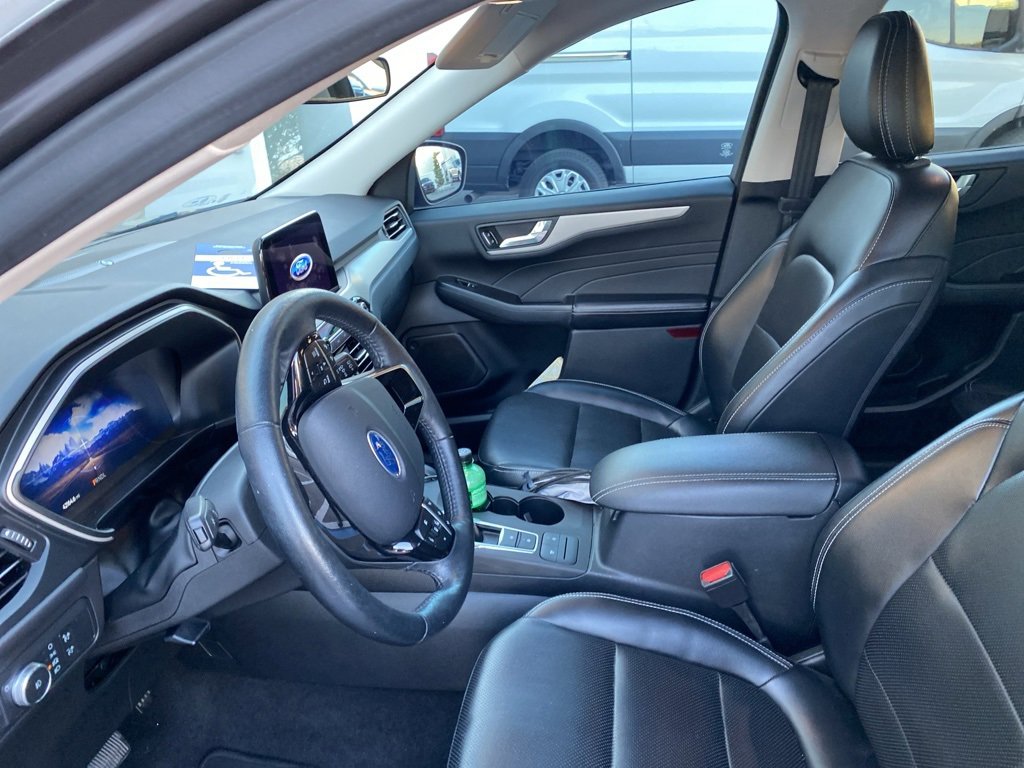 Certified 2021 Ford Escape SEL w/ Technology Package image 5