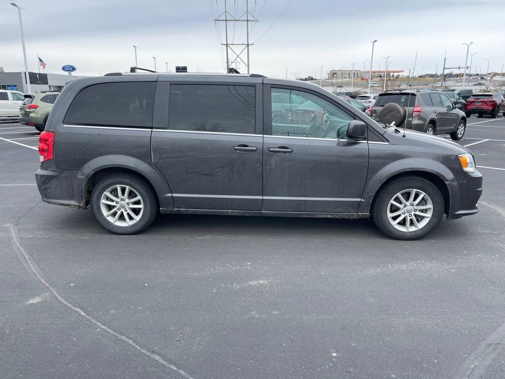Used 2020 Dodge Grand Caravan SXT image 6