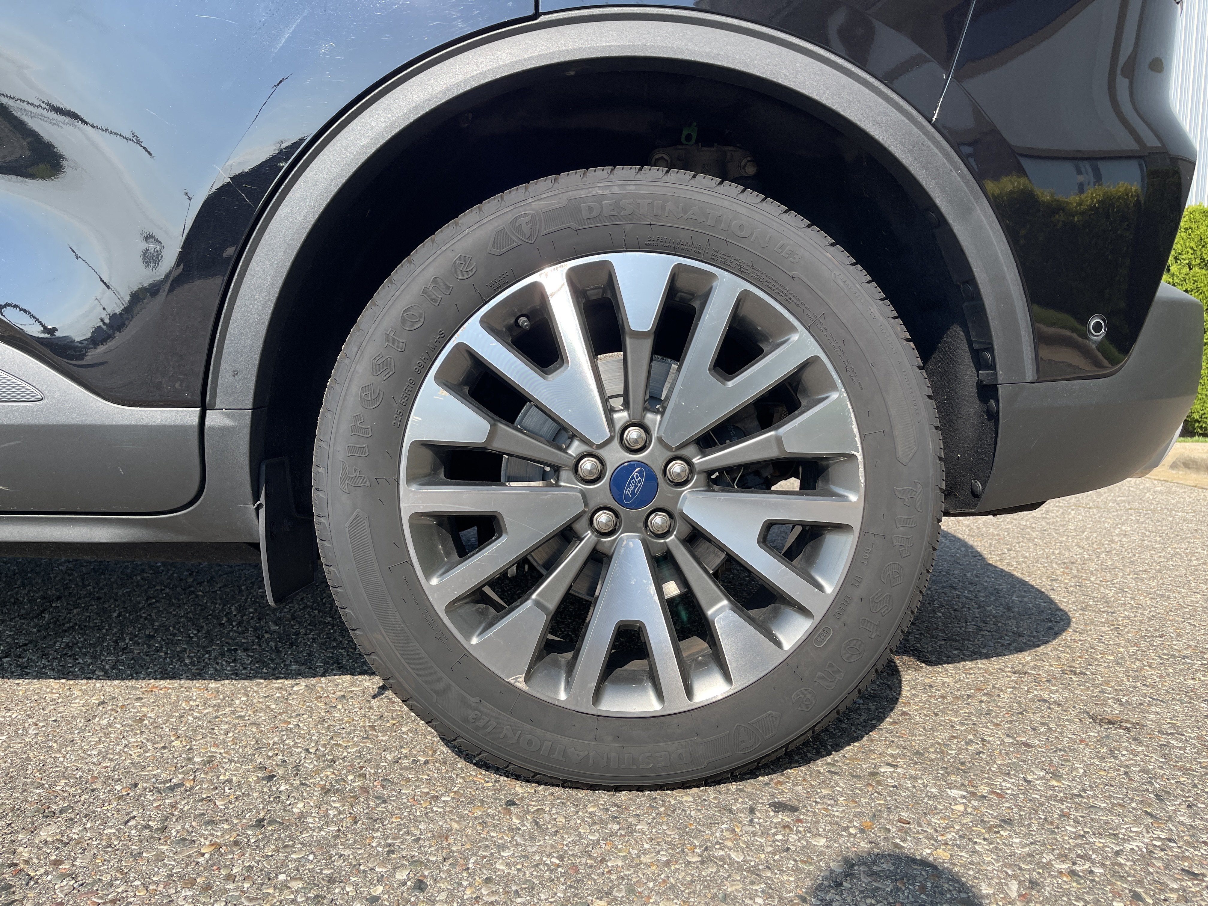 Certified 2021 Ford Escape Titanium AWD/4WD image 23