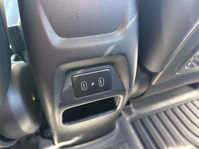 Used 2024 Hyundai Venue Limited FWD image 38