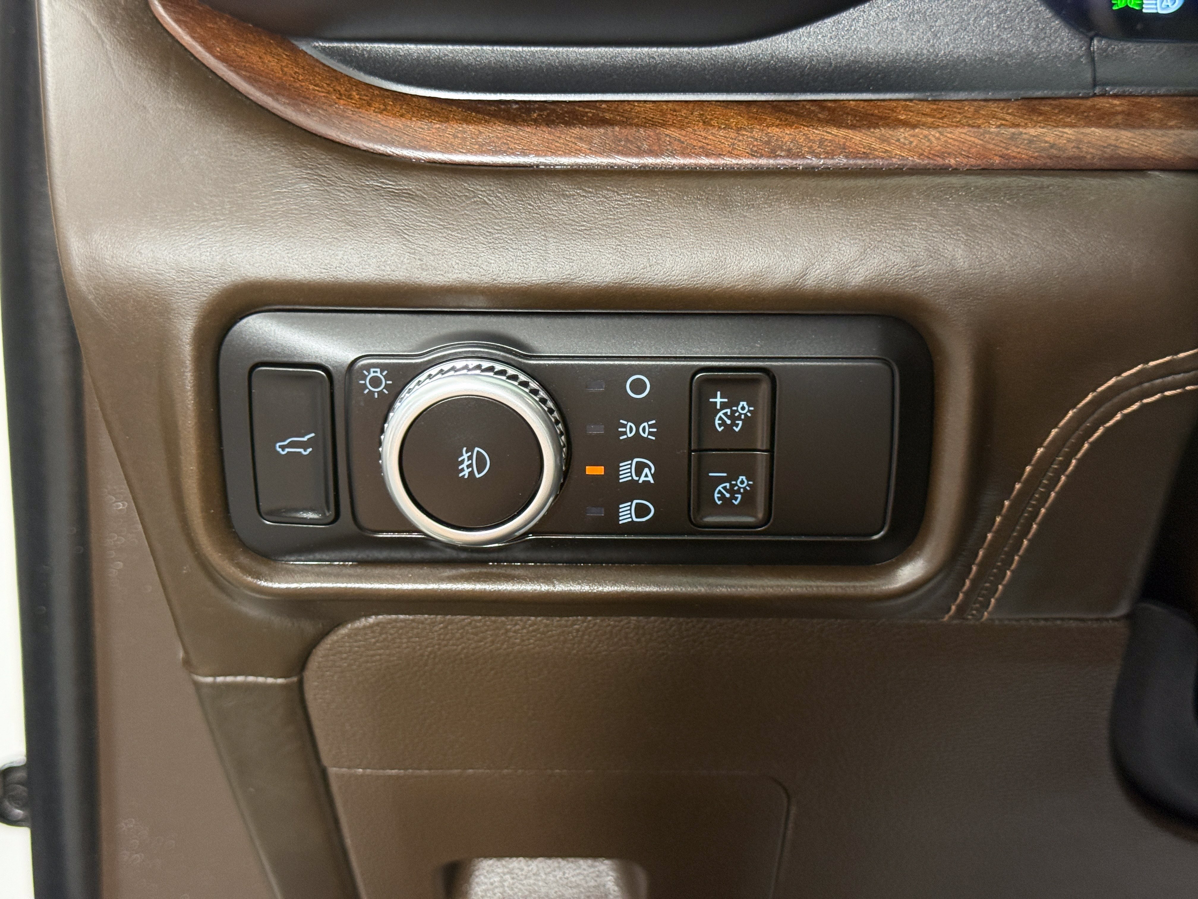 Certified 2023 Ford Explorer King Ranch w/ Technology Package RWD image 23