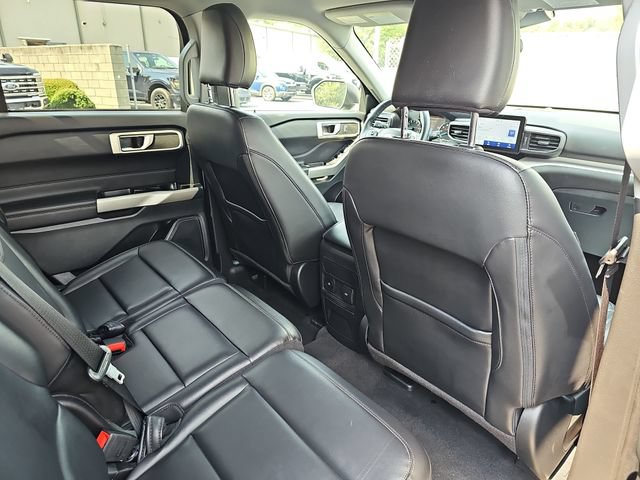 Certified 2023 Ford Explorer XLT w/ Equipment Group 202A AWD/4WD image 11