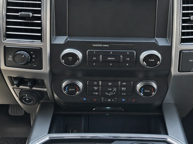 Certified 2021 Ford F250 Platinum AWD/4WD image 10