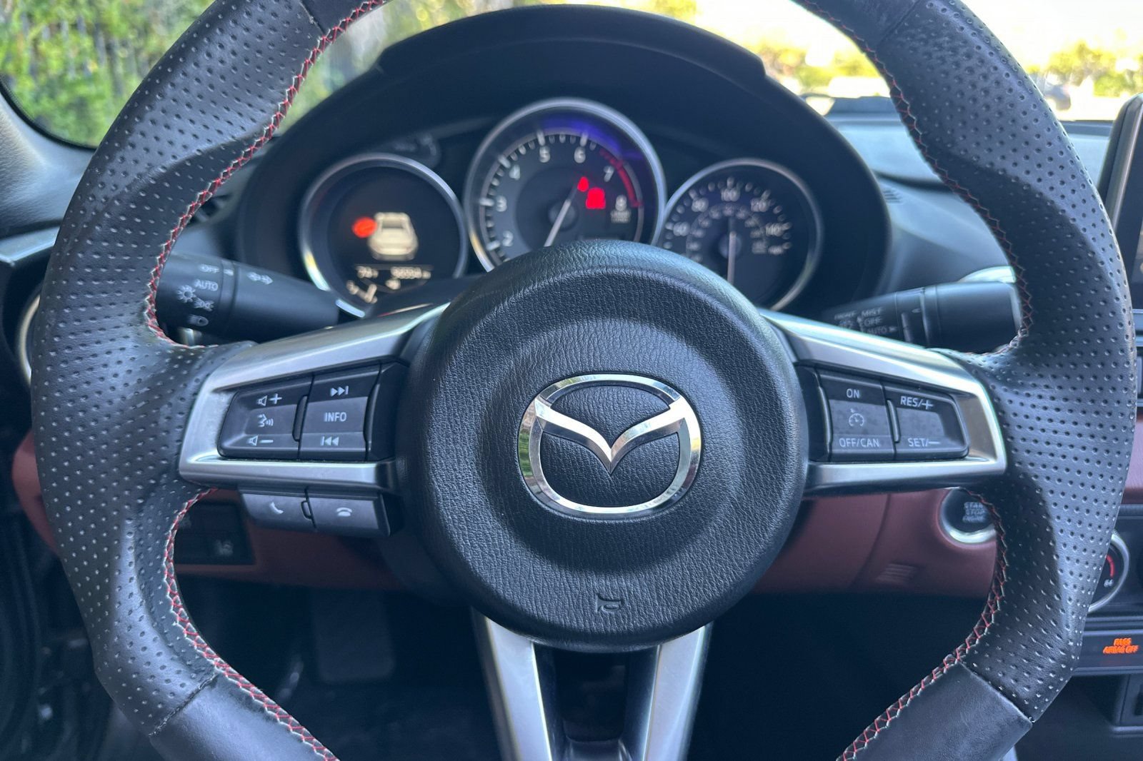 Used 2017 MAZDA MX-5 Miata RF Grand Touring RWD image 34