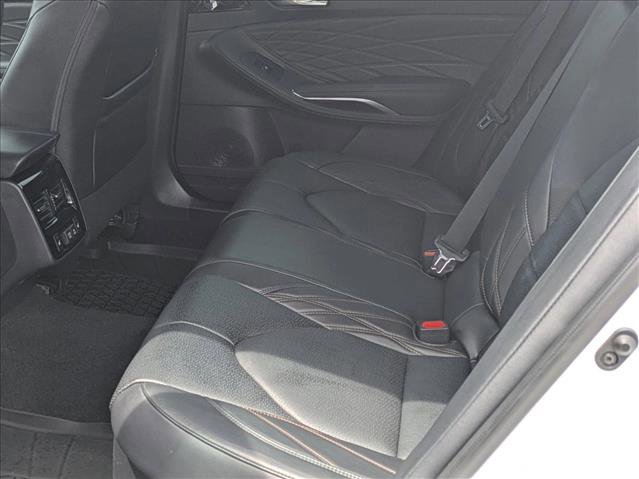 Used 2021 Toyota Avalon Limited w/ Advanced Safety Package FWD image 17