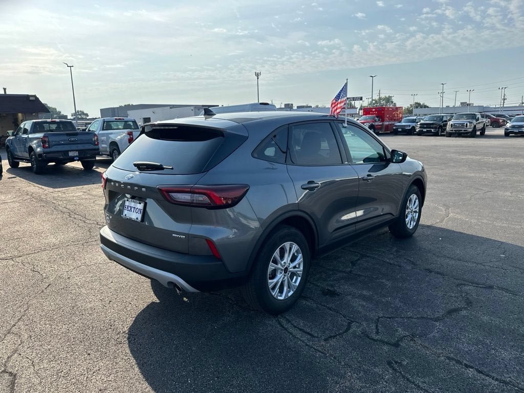 Certified 2025 Ford Escape Active AWD/4WD image 5