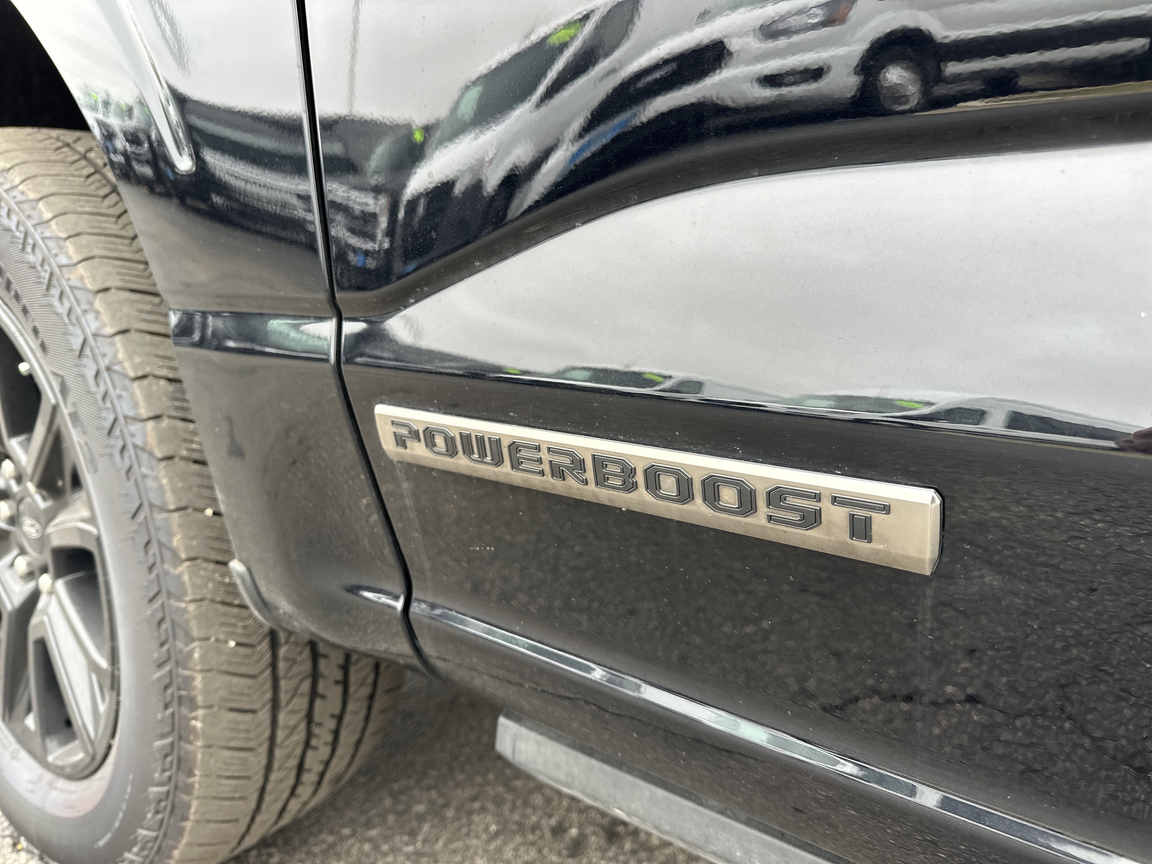 Certified 2025 Ford F150 Platinum image 15