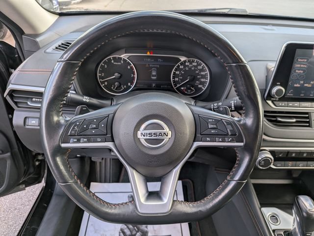 Used 2022 Nissan Altima 2.0 SR FWD image 9
