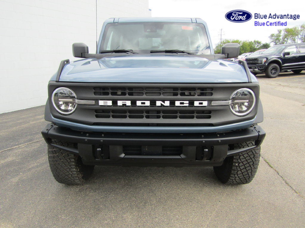Certified 2024 Ford Bronco Black Diamond w/ Sasquatch Package AWD/4WD image 11