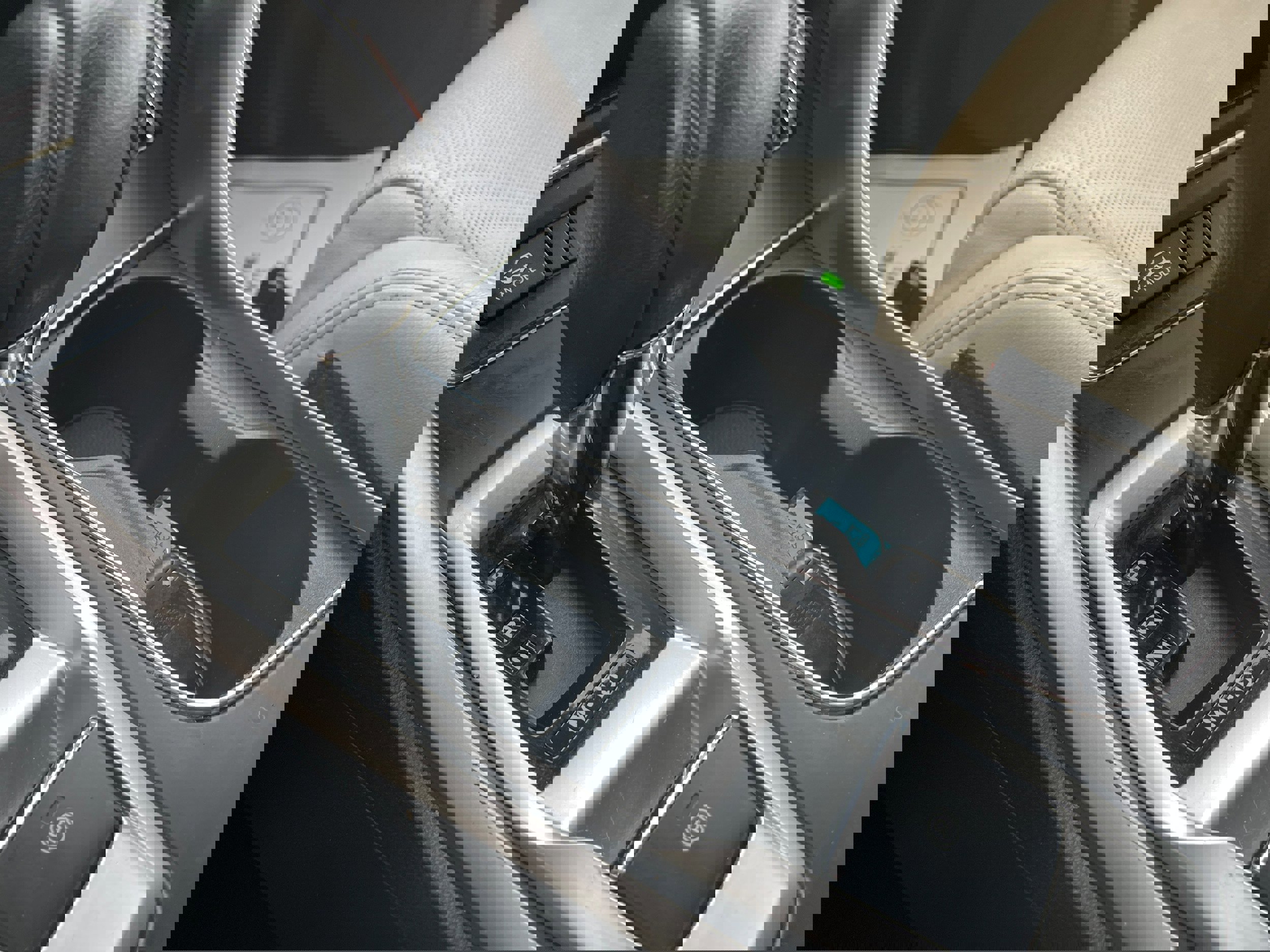 Used 2020 Subaru Ascent Limited image 18