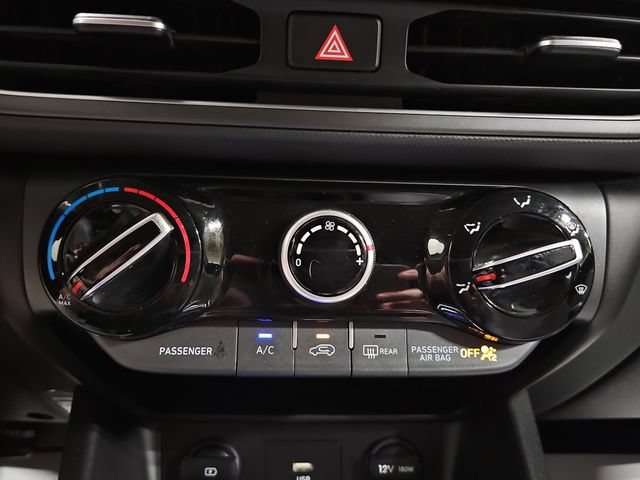 Used 2023 Hyundai Kona SEL w/ Cargo Package AWD/4WD image 3