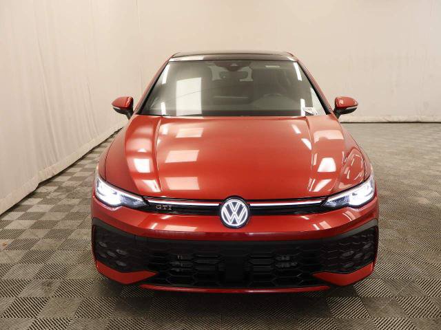 Used 2025 Volkswagen GTI SE FWD image 11