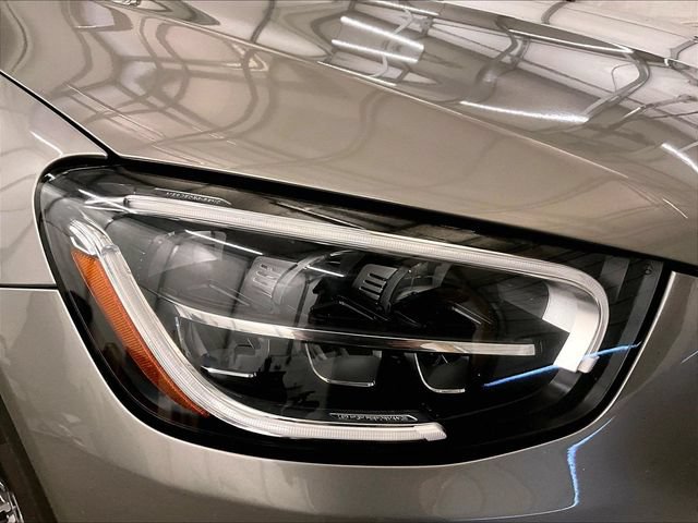 Used 2022 Mercedes-Benz GLC 300 4MATIC image 27