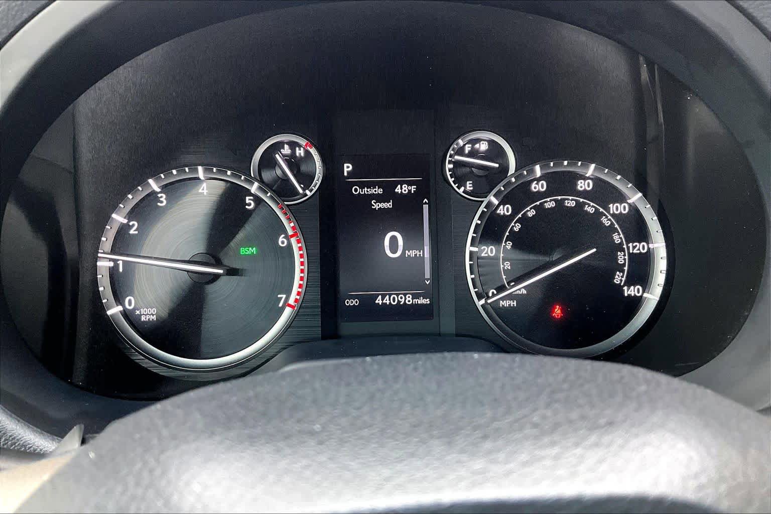 Used 2020 Lexus GX 460 Premium w/ Premium Package AWD/4WD image 26
