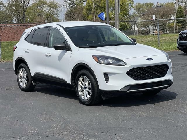 Certified 2022 Ford Escape SE w/ Cold Weather Package AWD/4WD image 7