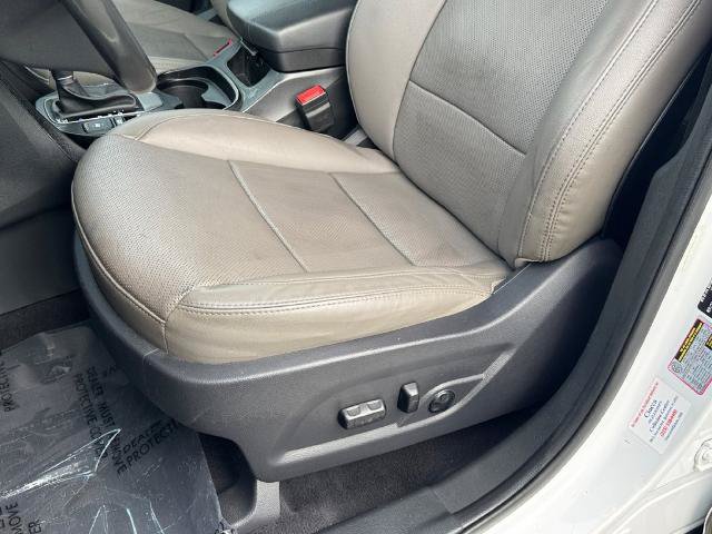 Used 2018 Hyundai Santa Fe Sport w/ 2.0T Ultimate Tech Package 05 AWD/4WD image 16