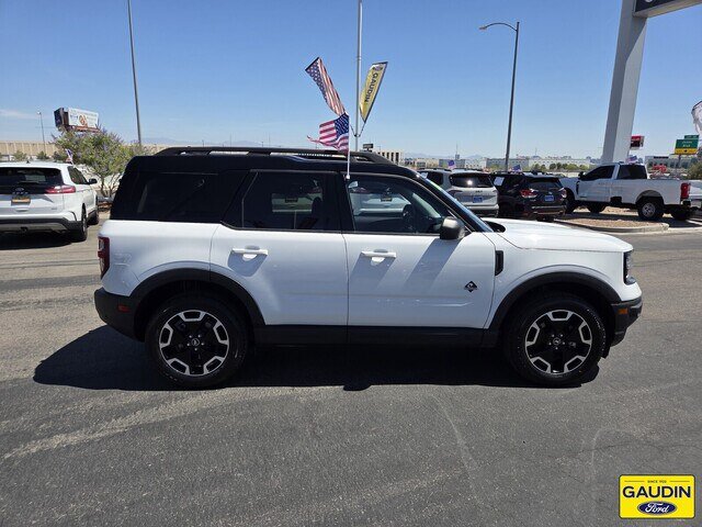 Certified 2023 Ford Bronco Sport Outer Banks AWD/4WD image 8