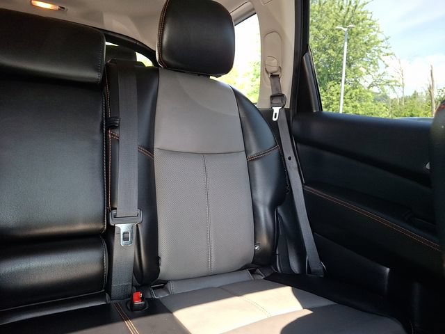 Used 2019 Nissan Pathfinder SL AWD/4WD image 23