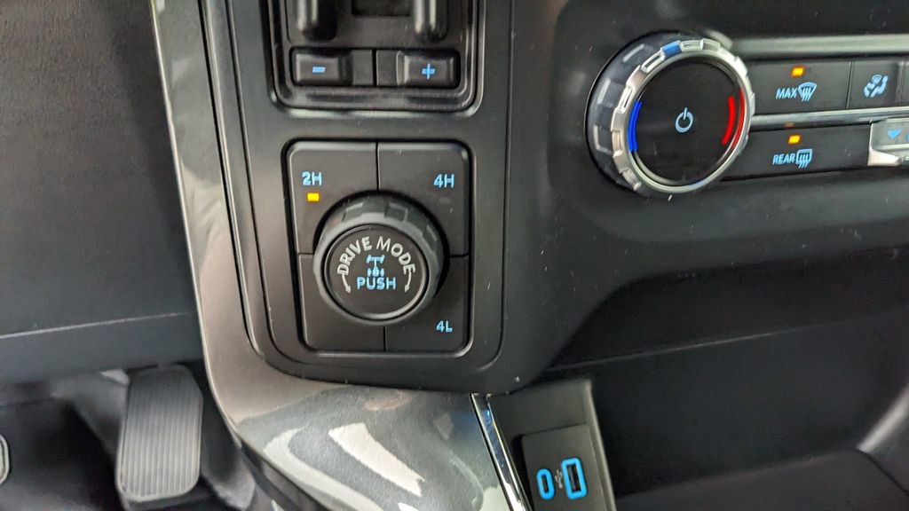 Certified 2022 Ford F150 XLT w/ Equipment Group 301A Mid image 31