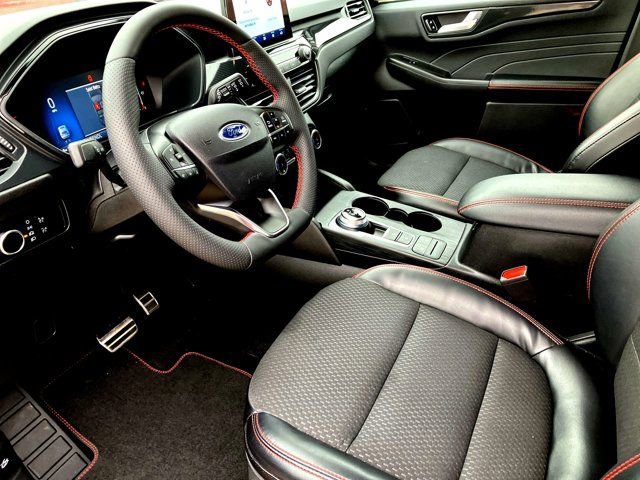 Certified 2023 Ford Escape ST-Line image 21