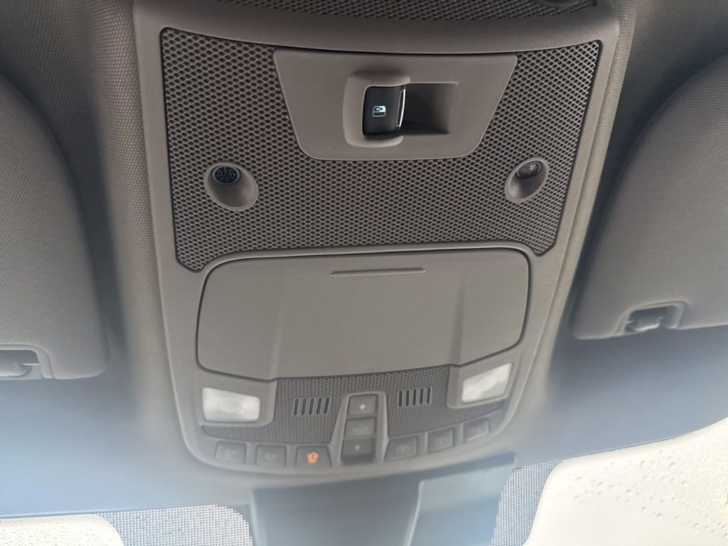 Certified 2018 Ford F150 Lariat w/ Equipment Group 502A Luxury image 38