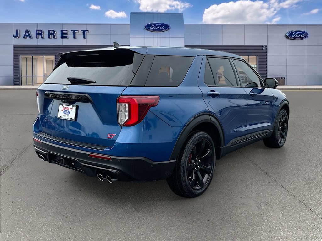 Certified 2022 Ford Explorer ST w/ Equipment Group 401A AWD/4WD image 7