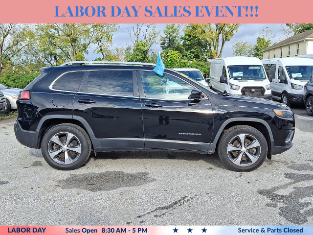 Used 2019 Jeep Cherokee Limited AWD/4WD image 12