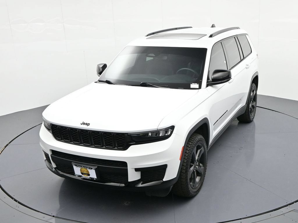 Used 2023 Jeep Grand Cherokee L Laredo AWD/4WD image 26