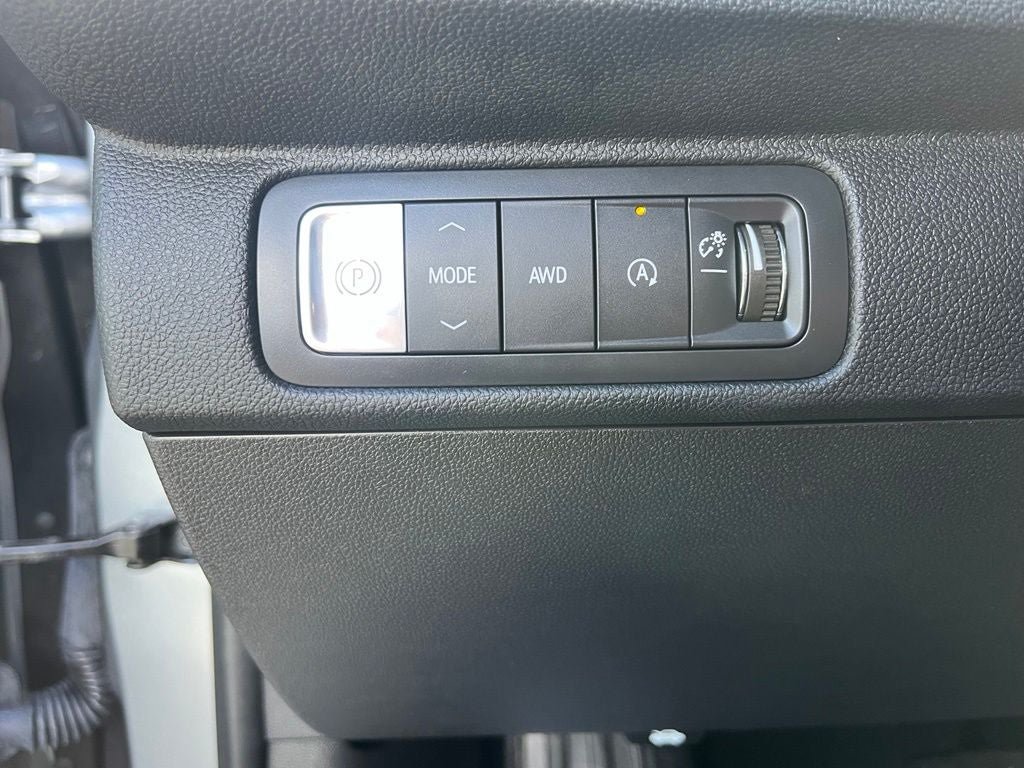 Used 2026 Chevrolet Traverse LT AWD/4WD image 37