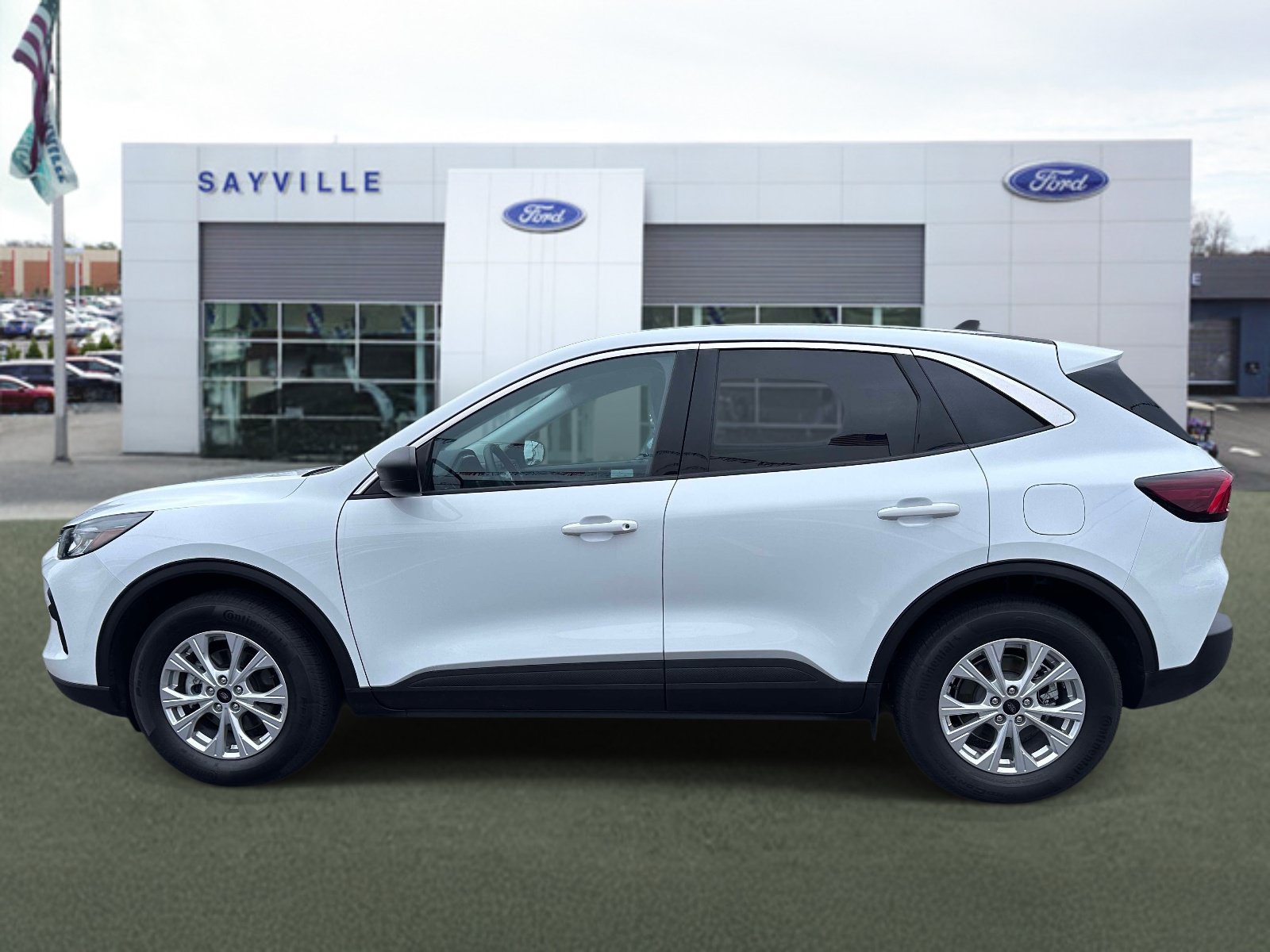 Certified 2024 Ford Escape Active AWD/4WD image 2
